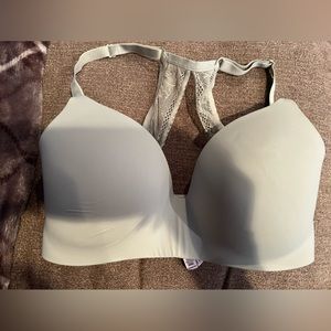 Victoria’s Secret T-shirt, lightly lined wireless bra